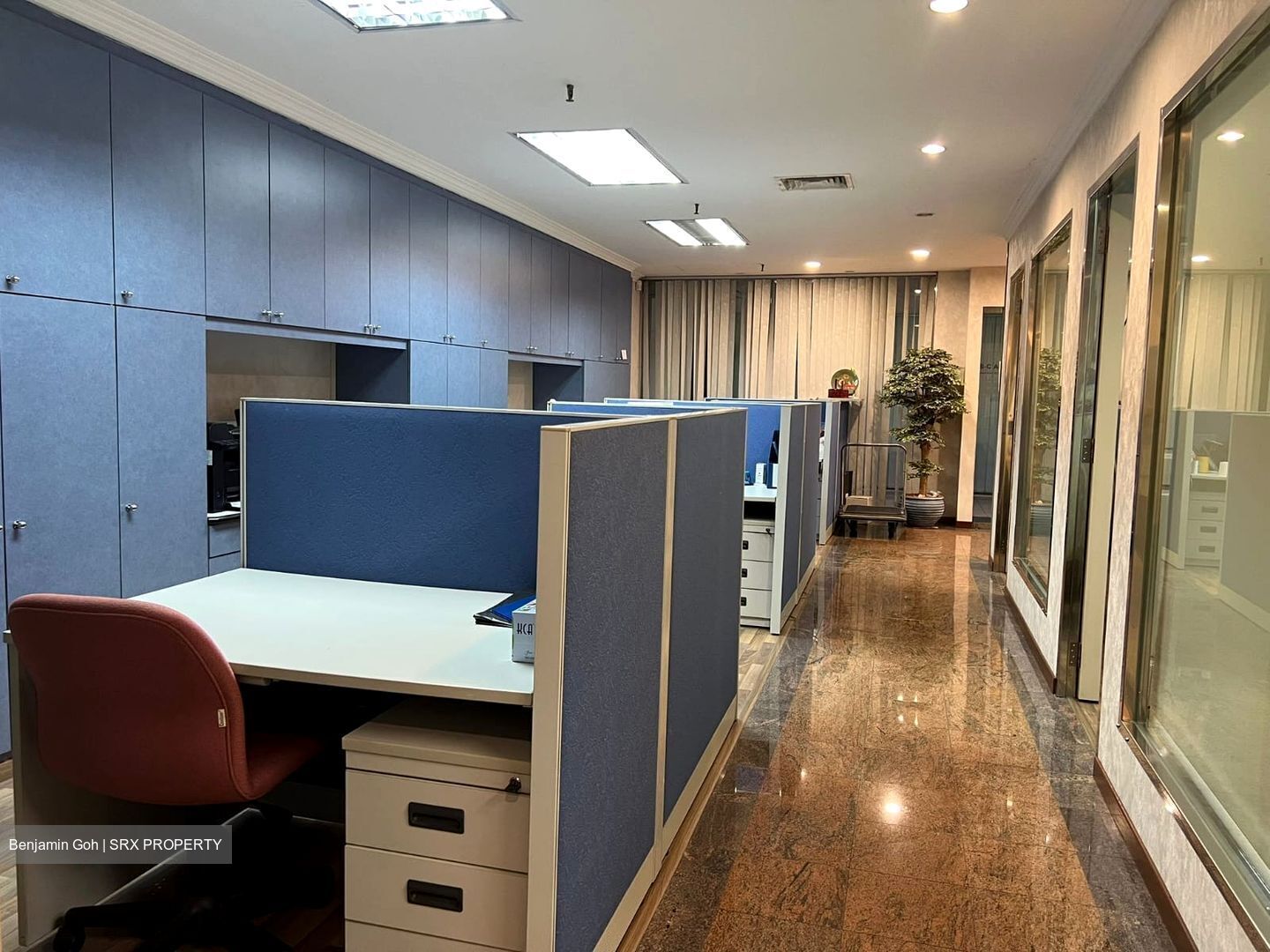 Textile Centre (D7), Office #451586051